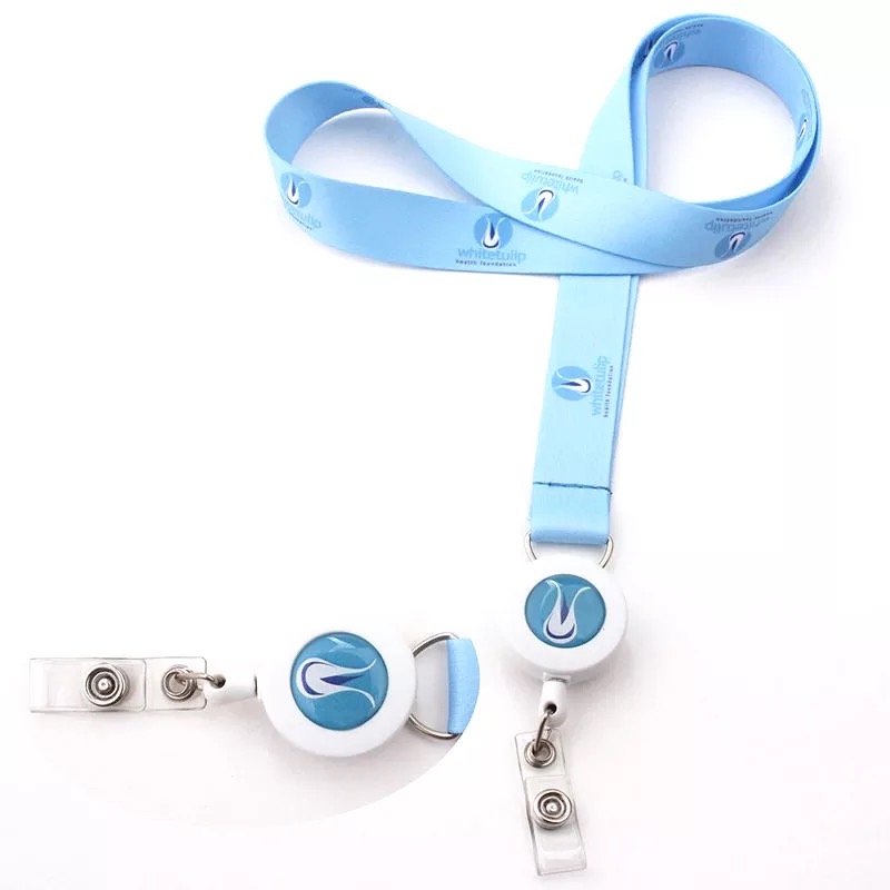 Impression de badges et lanières personnalisées à Dakar - Walo Print, expert en accessoires événementiels et professionnels